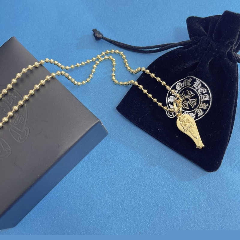 Ch**me He**ts necklaces